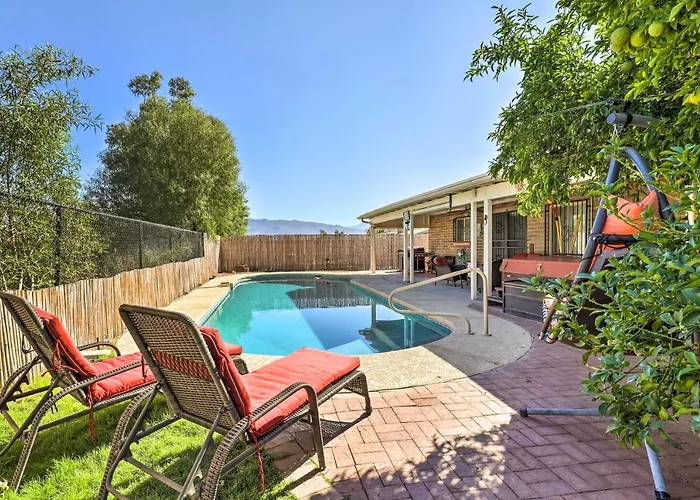 Holiday home Pet-friendly W/ Heated Pool & Hot Tub *